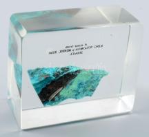 "A stone from King Solomon's mines, Eilat, Israel", az izraeli Eilat közelében található, Salamon zsidó király bányájaként azonosított rézbányából származó ércdarab