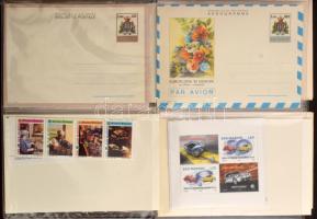 San Marino blokkok, kisívek, díjjegyesek 2 levélberakóban