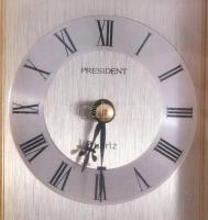 President asztali óra. Kvarc, m: 12 cm