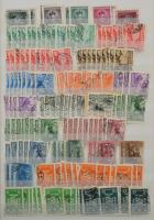 Többpéldányos összeállítás sok sorral a 10-es 40-es évekből 12 db A/4-es berakólap 22 oldalán. Magas...