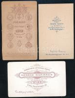 cca 1870-1880 3 db bécsi műtermekből származó vizitkártya, közte elegáns férfitársaság csoportképe, ...