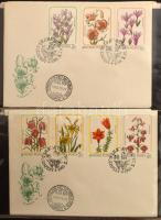 1980-1985 FDC gyűjtemény 2 db nagyalakú FDC / levél berakóban tokkal