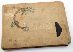 1899 Emlékkönyv nagyon sok rajzzal, bejegyzéssel, beragasztott virággal, kissé koszos vászonkötésben