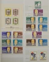 Magyar gyűjtemény az 1950-es évek végétől 1967-ig, benne sorok, kevés blokk, ívszéli és ívsarki érté...