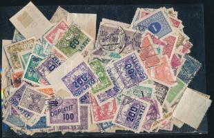 Csehszlovákia 500 db régi bélyeg nagyon sok portóval műanyag tasakban / Czechoslovakia 500 old stamp...