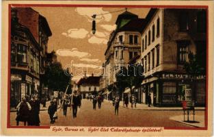 Győr, Baross út, Győri Első Takarékpénztár, Grünwald, Schöpf István üzlete, földmérők hosszú mérőléccel. Szántó Imre kiadása (kicsit ázott sarok / slightly wet corner)