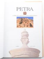 Bourbon, Fabio: A sziklába faragott város Jordániában. H.n., é.n., Gabo. Kiadói kartonált kötés, pap...