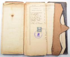 1906-1914 Friedrich Schuda (Gyula) tőketerebesi születésű zsidó személy leckekönyvei, a Kassai Kir. Állami Jogakadémia és a Tiszai Ág. Hitv. Ev. Egyházkerület Eperjesi Collégiumának Jog és Államtudományi Karának 2 db leckekönyve, megviselt, sérült vászon-tokban, kijáró lapokkal, benne számos aláírással, köztük pl: Esterházy Sándor (1863-1907) jogtanár, igazgató, Illyefalvi Vitéz Géza (1871-1931) jogász, statisztikus, Finkey Ferenc (1870-1949) jogtudós, egyetemi tanár, koronaügyész, Horovitz Simon (1843-1927) jogi doktor, ügyvéd és jogakadémiai tanár, Mikler Károly (1872-1955) jogi doktor, jogakadémiai tanár, dékán, Ereky István (1876-1943) jogtudós, jogakadémiai, majd egyetemi tanár és mások aláírásaival, az említett 2 iskola mellet a Sárospataki Ref. Jog- és Államtudományi Kar bejegyzéseivel és pecsétjével is.