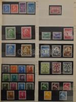 Gondosan kezelt, tartalmas magyar gyűjtemény 1913-tól 2017-ig hagyatékból. Az anyag 9 nagy rugós ABR...