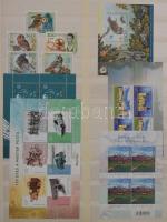 Gondosan kezelt, tartalmas magyar gyűjtemény 1913-tól 2017-ig hagyatékból. Az anyag 9 nagy rugós ABR...