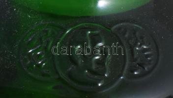 Zwack Vilmos körte ízű szeszesital. 38%, 1l, bontatlan