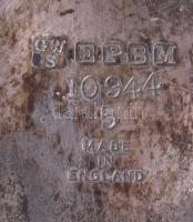 Antik ezüstözött angol teás kanna, csont fogóval, jelzett, m: 21 cm