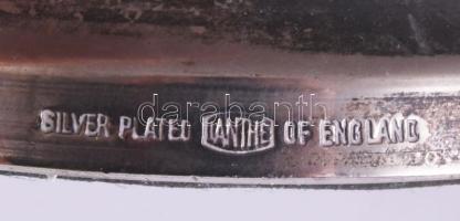 4 darab angol ezüstözött gyertyatartó, jelzett, m: 13,5 cm