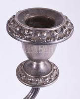 Jelzett angol ezüstözött kétágú gyertyatartó, 27x14 cm