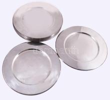 11 darabos ezüstözött tányér garnitúra, d: 29 cm