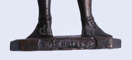 Bronz páncélos asztaldísz, m: 18,5 cm