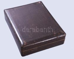 Antik parfüm(?), fa dobozban, 11x8 cm