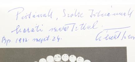 Ébert Tibor: Esterházy. A szerző, Ébert Tibor (1926-2015) szlovákiai magyar író, költő, kritikus, esztéta, zeneművész által DEDIKÁLT példány! Benne a színdarab plakátjával és prospektusával is! Színpadi játék. hn, [1992], Szerzői, 52 p. Kiadói papírkötés, foltos borítóval.