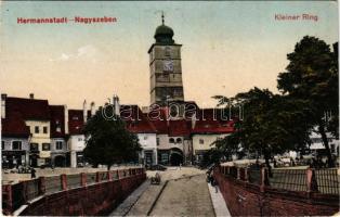 Nagyszeben, Hermannstadt, Sibiu; Kleiner Ring mit Turm. G. A. Seraphin Buchhandlung / Kis piac toronnyal, Eduard Elias, Nádasdy üzlete. Emil Fischer kiadása / market, tower, shops (EK)