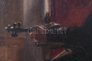 Jelzés nélkül, magyar festő, XX. sz. eleje: Férfi hegedűvel (műteremben, festményekkel). Olaj, vászo...