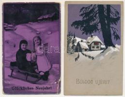 15 db RÉGI újévi üdvözlő képeslap vegyes minőségben / 15 pre-1945 New Year greeting art postcards in...