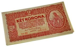 1920. 2K (51x) sorszámkövetők "2aa 013 299.412 - 2aa 013 299.462" T:AU az első és az utolsó bankjegyen folt, néhány sarokhajlás Hungary 1920. 2 Korona (51x) consecutive serials "2aa 013 299.412 - 2aa 013 299.462" C:AU first and last banknote spotted, some folded corners Adamo K7
