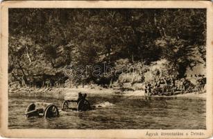 Ágyúk átvontatása a Drinán. Az Érdekes Ujság kiadása / WWI Austro-Hungarian K.u.K. military, artillery crossing the river (EK)