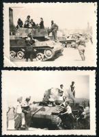 cca 1942 Magyar 40M Nimród önjáró légvédelmi lövegek, 2 db fotó, az egyiken kisebb felületi sérülésekkel, saroktöréssel, 6,5x9,5 cm