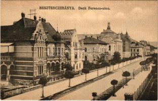 Besztercebánya, Banská Bystrica; Deák Ferenc utca, villa sor. Machold F. kiadása / street view, villas