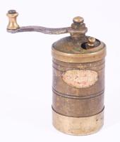 Régi kis bronz borsdaráló, m: 8,5 cm