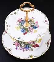 Német emeletes kínáló, virágmintával, jelzett, d: 25 cm, m: 24 cm