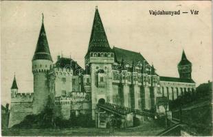 Vajdahunyad, Hunedoara; Vajdahunyad vára / castle (felületi kopás / worn surface)