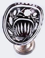 Ezüst (Ag) talpas váza. Dianás jelzéssel, gravírozással, Kristály. Jelzett, hibátlan 18 cm