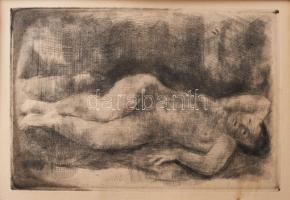 Szőnyi István (1894-1960): Női akt. Rézkarc, papír. Hátoldalán "Szőnyi István hagyatéka" bélyegzővel. Paszpartun "Szőnyi István hagyatéki anyaga 44/50" felirattal és számozással. 14,5×22 cm