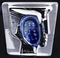 A. Raymond cseh design üveg dísz. Férfi arc. Formába öntött, többrétegű, anyagában színezett. Jelzett 14x15 cm