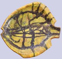 Iparművész hal alakú kínáló, jelzett, hibátlan, 30x30 cm