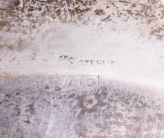 Áttört ezüst tálca. Sterling 925-ös, jelzett d: 23,5 cm 199 g