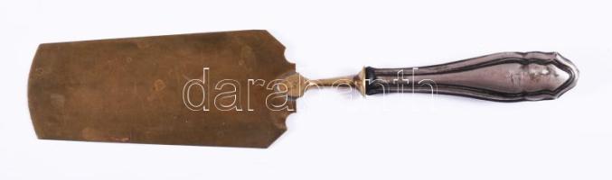 Ezüst (Ag) nyelű süteményes készlet. Dianás jelzéssel, süteményes villa 6 db, tortalapát. 16cm, 21 c...