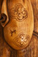 Csont Buddha figura, m: 8 cm