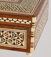 Csont intarziás ékszeres doboz, 10x16 cm