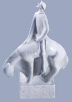 Zsolnay Don Quijote és Sancho Panza. Tervező: Olcsai Kiss Zoltán (1895-1981). Jelzett, m: 38 cm /// Zsolnay Don Quixote and Sancho Panza. Designer: Zoltán Olcsai Kiss (1895-1981). Signed, height: 38 cm.