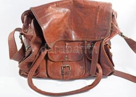Gusti Leder bőr táska, sok zsebbel, 40x30 cm