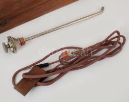 Louis &amp; Loewenstein Berlin kystoskop, fa dobozban, 9x29 cm