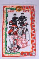 1977 Munkásőrség 1957-1977 falvédő / zászló, felső merevítője törött, 72x47 cm