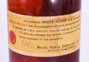 White Horse Fine Old Scotch Whisky. 43%, 75cl, bontatlan. sorszámozott