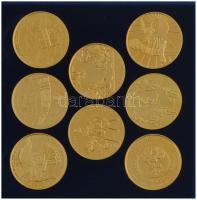 1996. "A magyarok honfoglalásának 1100 éves évfordulója emlékére" 8xklf db-ból álló aranyozott Cu emlékérem szett eredeti dísztokban. Tartalma: Attila, Attila találkozása Leó pápával, Kik vagyunk, Emese álma, Vérszerződés, Honteremtő hadjáratok, Honfoglalás, A haza építéséért. (42,5mm) T:PP