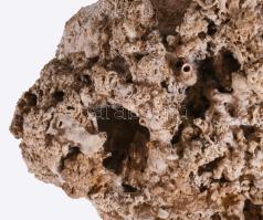 Római terrakotta kereskedői amfóra. Római Birodalom, Kr.e. 1-2. század, terrakotta, egyik füle hiány...