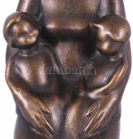 Palotai Gyula (1911-1977): Anya gyermekeivel. Bronzírozott epoxi szobor, jelzett, Képcsarnok címkéve...