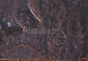 Gyurcsek Ferenc (1942-): Gitározó. Bronzírózott műgyanta, jelzett, hibátlan, m:30 cm