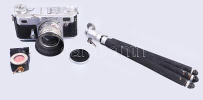 cca 1960 Kiev (Kijev) 4 szovjet gyártmányú fényképezőgép, 35 mm filmformátum, Jupiter-1,8M f:/50 mm objektívvel, hozzá állvány és fémymérő tokkal